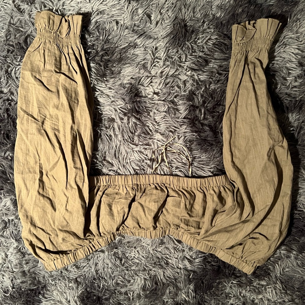 Nikxie Los Angeles Crop Top - Olive - Picture 3 of 4